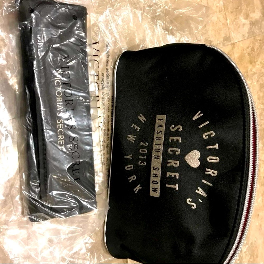 Victoria’s Secret Fashion Show Bag with Brush Set